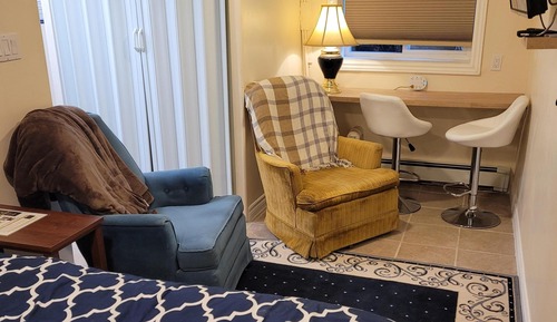 Classic Studio Suite, 1 Queen Bed, Non Smoking, Kitchen