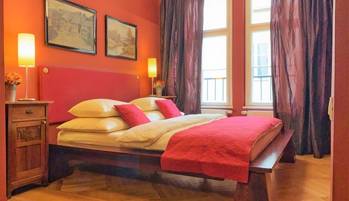 Romantic Suite, 1 Queen Bed, Jetted Tub