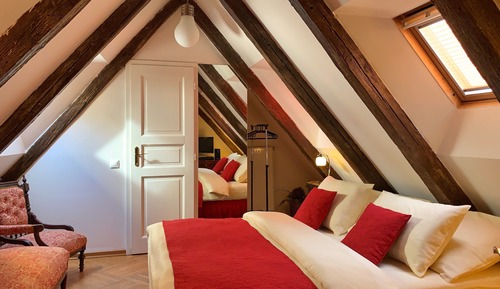 Standard Room, 1 Queen Bed