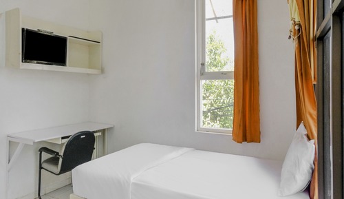 Deluxe Single Room