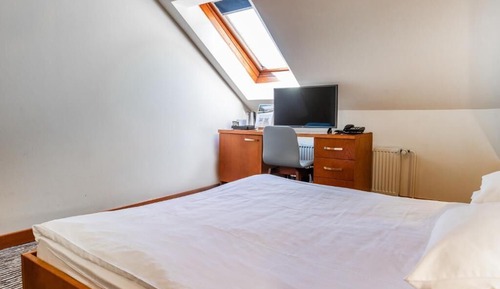 Basic Double or Twin Room