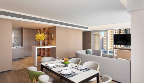 Suite, 1 Bedroom (Dining Area)