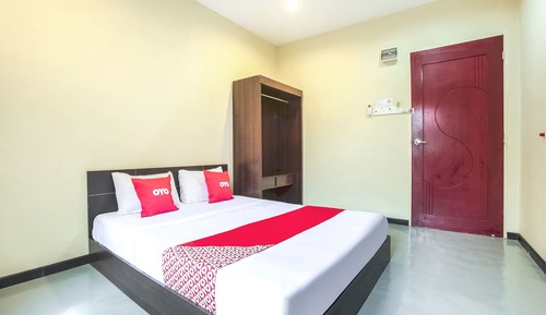 Standard Double Room, 1 Queen Bed