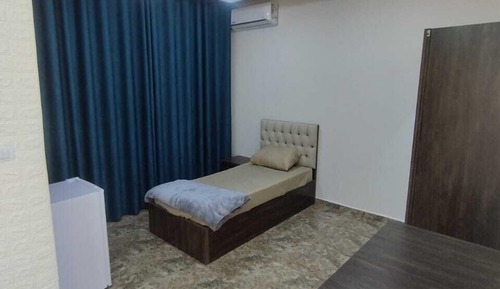 Economy Studio