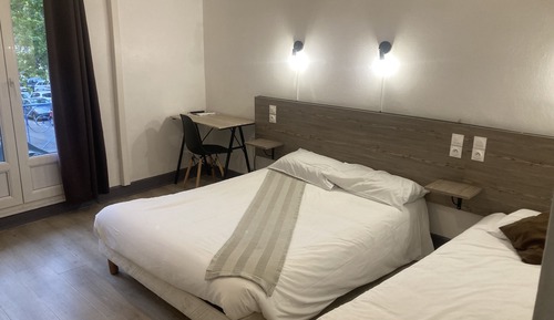 Basic Triple Room