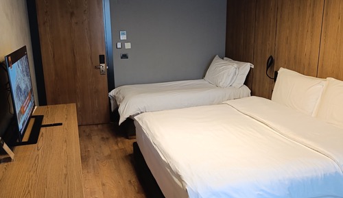 Triple Room, Mountain View