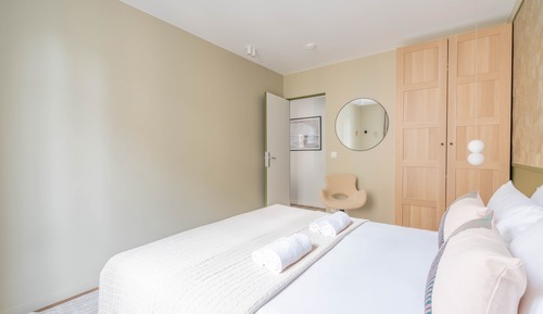 Grand Apartment, 1 Bedroom, Kitchenette (Le Belleville Chic)