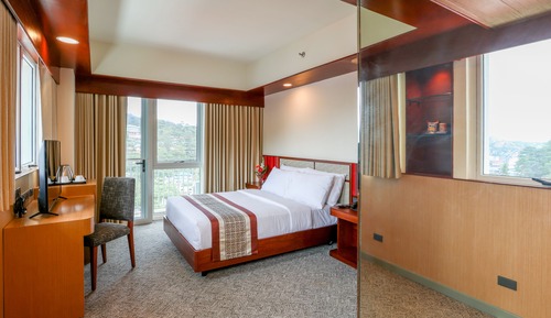 Deluxe Double Room, Corner