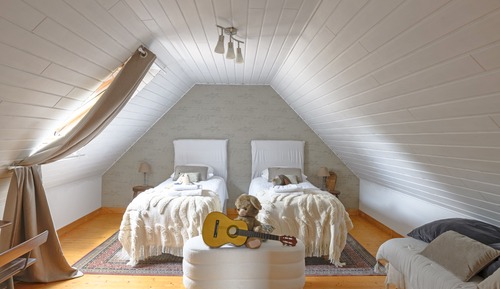 Junior Room (2)