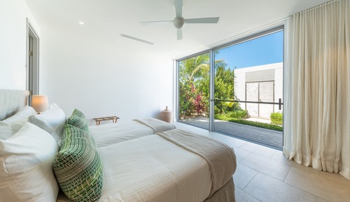 Deluxe Villa, 5 Bedrooms (Lagoon Villa 16)