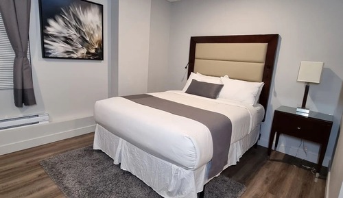 Suite #6 - 18
