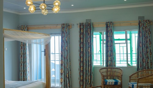 Panoramic Room