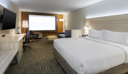 Suite, 1 King Bed, Non Smoking