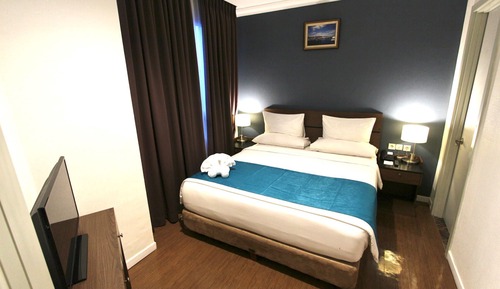 Executive Suite