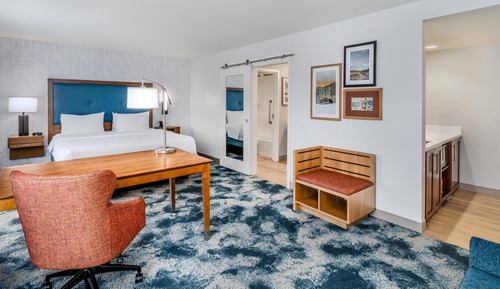 Studio Suite, 1 King Bed with Sofa bed, Non Smoking, Refrigerator & Microwave