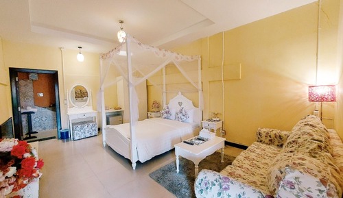 Design Suite, Jetted Tub