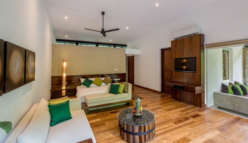 Luxury Double Room, 1 Bedroom, Hot Tub, River View
