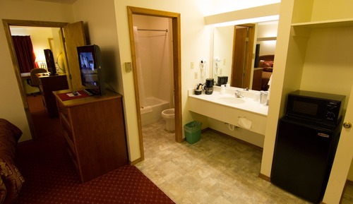 Signature Double Room, 2 Queen Beds, Kitchenette