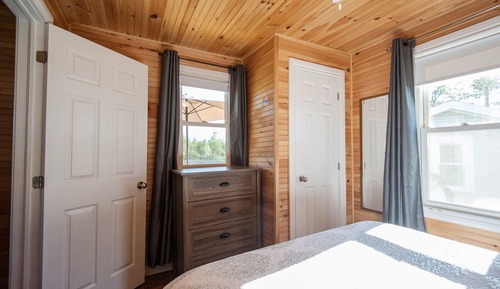 One Bedroom Deluxe Cottage