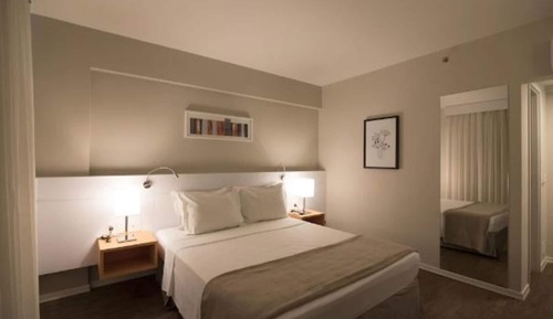 Luxo Superior Casal - 1 Cama Queen