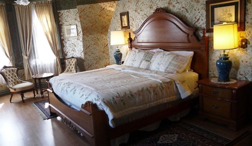 Premium Suite, 1 Bedroom, City View (Master Suite)