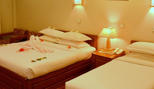 Deluxe Triple Room