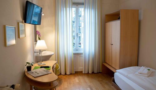 Standard Single Room, Shared Bathroom