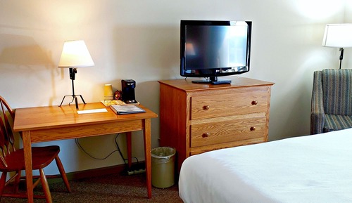 Premium Room, 1 King Bed, Accessible, Ground Floor