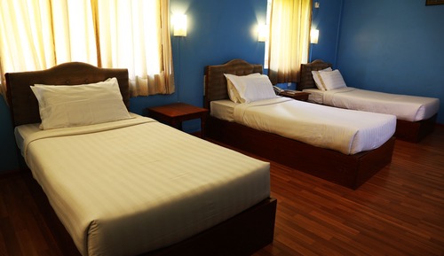 Triple Room