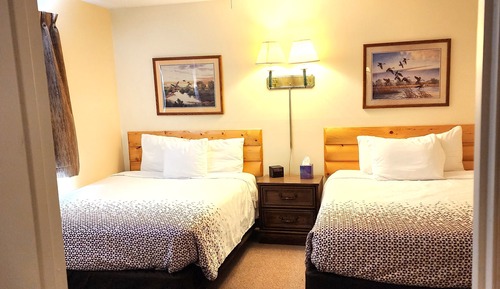 Family Room, 2 Bedrooms