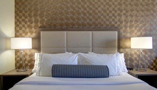 Standard Room, 1 King Bed