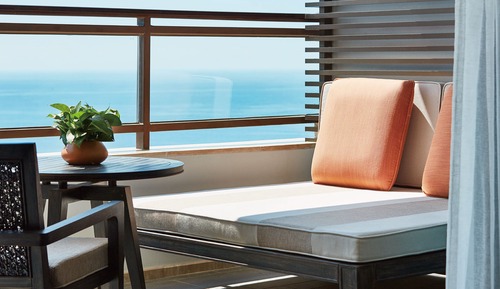 Deluxe Room, 1 King Bed, Ocean View