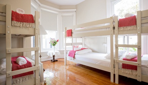 Mixed 6-Bed Bunkroom