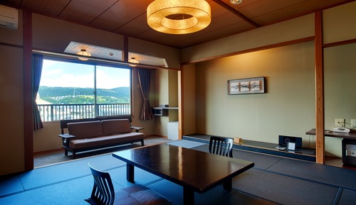 Standard Japanese Style Room, Smoking