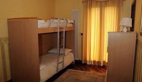 Twin Room, Shared Bathroom, Garden View