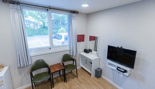 Standard Double Room (Low Floor, No Cooking)