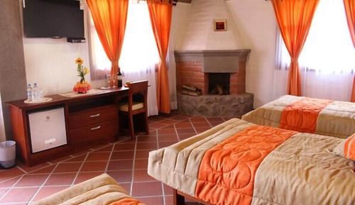 Comfort Triple Room, 3 Bedrooms, Pool Access, Courtyard View