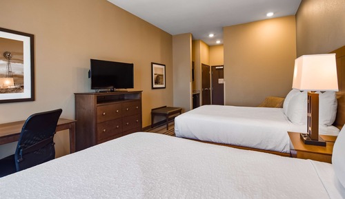 Standard Room, 2 Queen Beds, Accessible, Bathtub