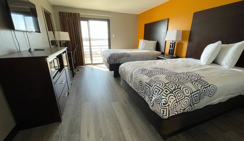 Standard Room, 2 Double Beds, Smoking