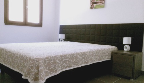Deluxe Apartment, 1 Queen Bed with Sofa bed (4 adults + 1 child)