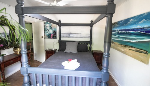 2 Bedrooms, Garden View Apartment