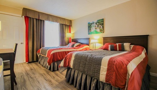 Studio, 2 Double Beds, Kitchenette