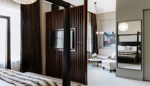 Roebling Suite