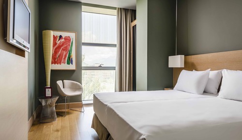 Double or Twin Room (2 PAX)