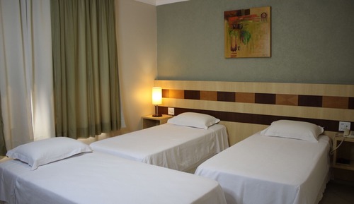 Deluxe Triple Room, Garden View