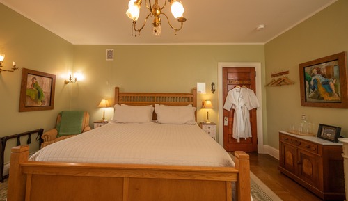 The Cottage Room
