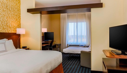 Suite, 1 King Bed with Sofa bed, Non Smoking
