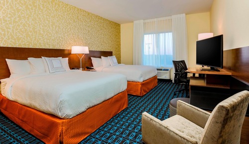 Room, 2 Queen Beds (Mobility Accessible, Roll-in Shower)