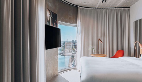 Room, 1 King Bed, City View