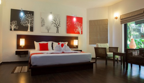 Luxury Triple Room, 1 King Bed, Garden View, Garden Area